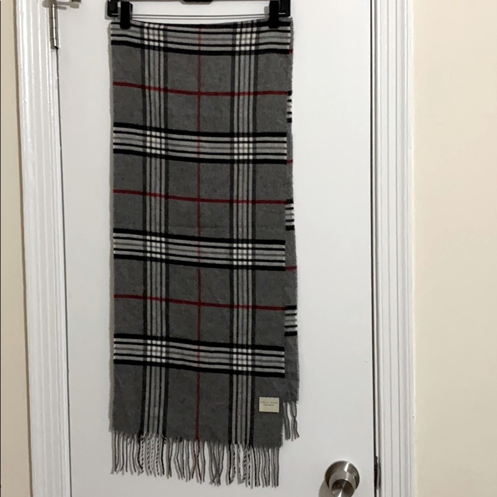 Scarf - Picture 2 of 4